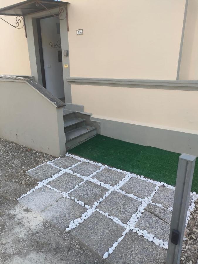 La Finestra Sul Viale Hotell Pisa Exteriör bild