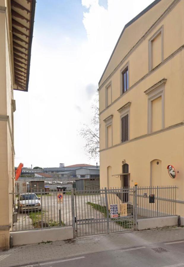 La Finestra Sul Viale Hotell Pisa Exteriör bild